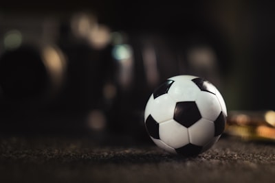 فان دايكأسطورة الدفاع الهولندي الذي أذهل العالم
